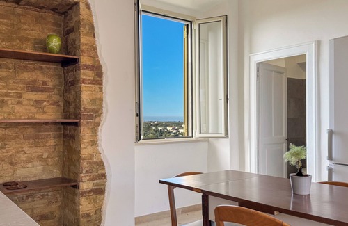 San Vito Chietino Apartment | Dimora MonteMare - One Bedroom Apartment, Sleeps 4