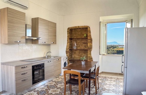 San Vito Chietino Apartment | Dimora MonteMare - One Bedroom Apartment, Sleeps 4