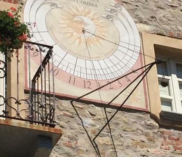 Cerretto Langhe House | Dimora Storico Romantica Il Sole E La Luna