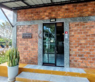 San Sai House | Din Din