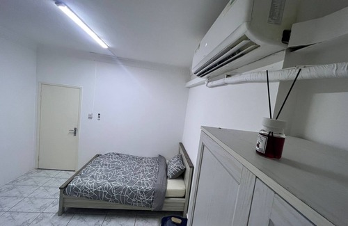 Al Zahiyah Apartment | Dinar Stays 1 bed for 1 person only