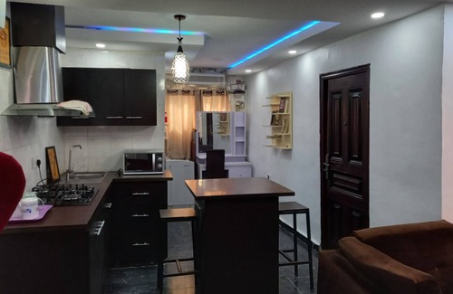 Surulere Apartment | Dinero Emerald Apartment - Surulere