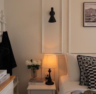 Thu Thiem Apartment | DingD0ng Suites - The Sun Avenue - Free Pool & Gym