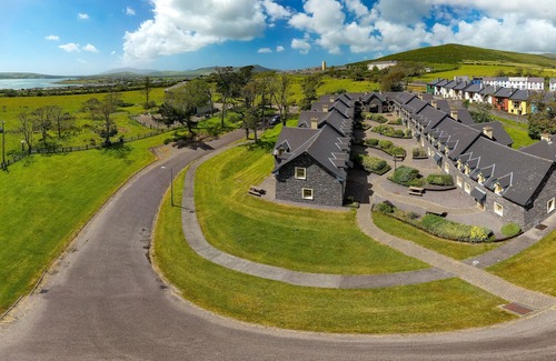 Dingle House | Dingle Courtyard Cottages (3 Bed - Sleeps 6)