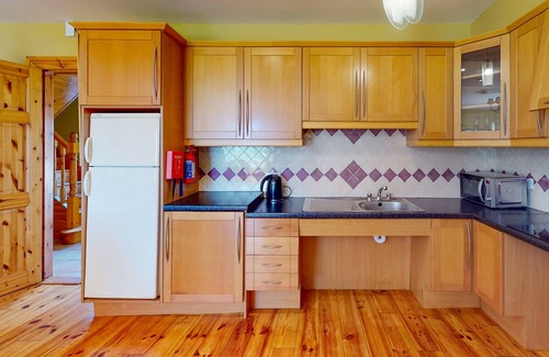 Dingle House | Dingle CY (TR4) No 1 (4 Bed - Sleeps 8) (W) by Interhome