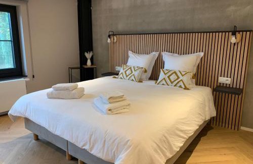 Dion-Valmont Bed & Breakfast | Dionbulles & Dionlodge Guesthouse, Private Wellness pool in option