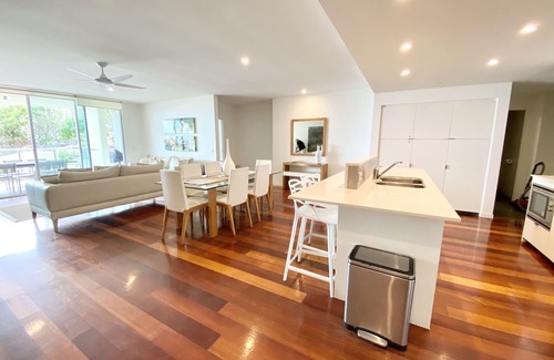 Cabarita Beach Apartment | DIRECT BEACH ACCESS – 3 BED APART - CABARITA BEACH