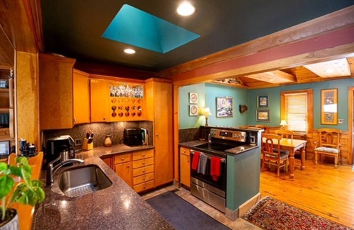 Branchport House | Direct Lakefront Cottage with Hot Tub