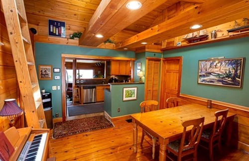 Branchport House | Direct Lakefront Cottage with Hot Tub