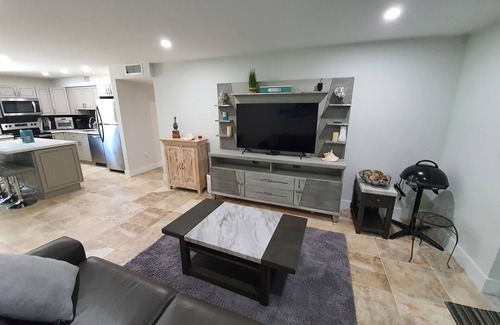 Marathon Condo | Direct Ocean Front, Beautiful Views, Close to Everything. MONTHLY RENTALS ONLY