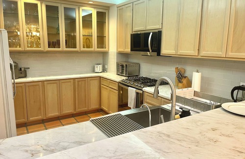 La Fonda Condo | DIRECT OCEAN FRONT TWIN CONDOS! 4,160ft/Entire 7TH Floor! PRIVATE Beach K38 Surf