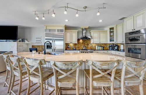 Melbourne Beach House | Direct Oceanfront Heavenly Retreat, fully licensed 6465