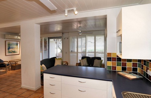 Bargara Apartment | Direct Oceanfront Unit - Step Right onto the Beach!