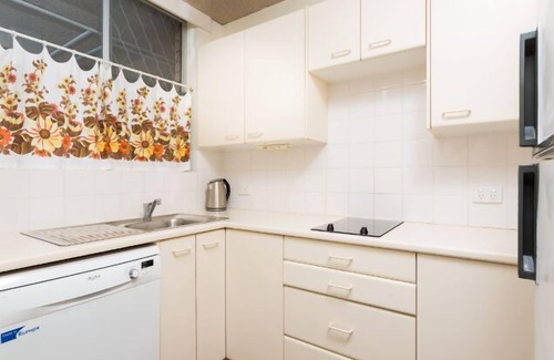 Burleigh Heads Apartment | Directly across the road from Burleigh Beach.