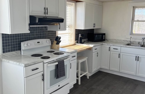 North Vassalboro House | Directly across the street from China Lake and boat launch