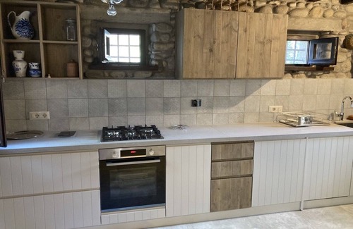 Pomonte Cottage | Directly on the shore independent stone house