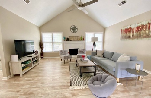 Lawrenceville House | ⚡️DISCOUNTED⭐️🌟Charming Cozy & Modern Home Near ATL⭐️ Perfect for Short/Long Term!