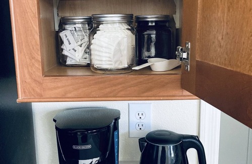 Page House | 🏜️Discounted couples setup~FULL KITCHEN 🌵near canyons~ CLEAN~Boat Parking🚤