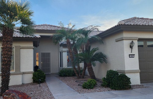 Palm Valley House | DISCOUNTED RATES SEP-OCT 2025 enjoy Resort living at gorgeous Pebble Creek home