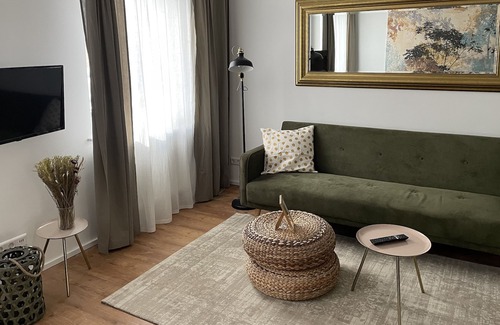 Eisenach Apartment | discovAIR Eisenach🔶Apartment Matteo🔷Swimming pool-close with Netflix and much more