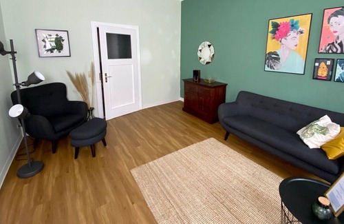 Eisenach Apartment | 🔷discovAIR Eisenach🔶Top location in the city center with Netflix🔷Coffee machine & Co