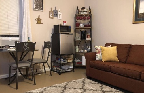 Gaffney Apartment | Discover Gaffney charm, just minutes away from Limestone Univ. and Outlet Mall