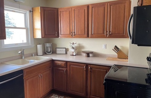 Oshkosh House | Discover the Perfect Lake House Getaway on Lake Winnebago in Oshkosh!