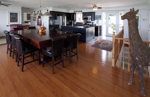 Bluewater Cottage | Discover the ultimate lakeside escape at Dundrillin