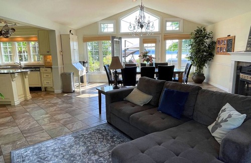 Head Lake House | Discover Tranquility and Adventure at Head Lake