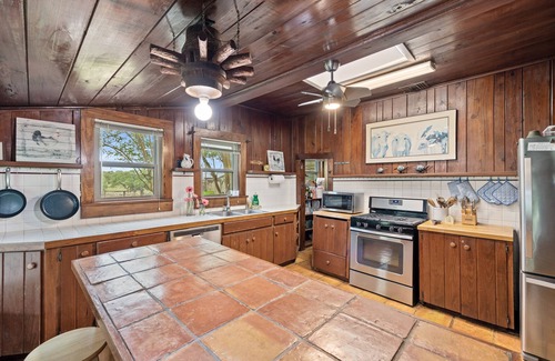 Boerne House | Discover Your Texas Hill Country Escape at Poco Loco Ranch!