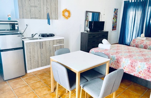 Islote Apartment | Discovery Inn Suites at 681 Ocean Drive