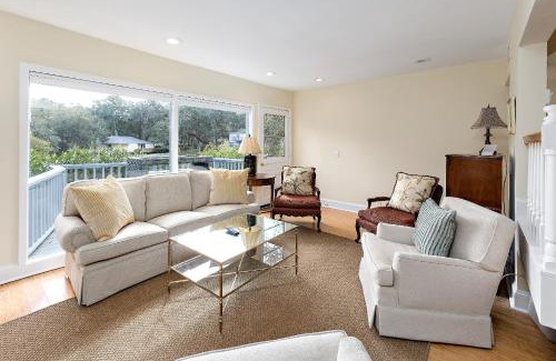 St. Simons Island House | Discreet Retreat