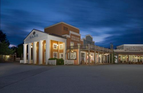 Coupvray Hotel | Disney Hotel Cheyenne