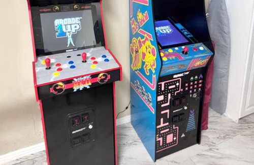 Southwest Anaheim House | Disneyland Lux Villa 6BR 4BA Mini Golf Arcade Game