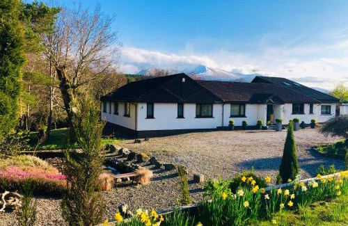 Spean Bridge House | Distant Hills Guest House