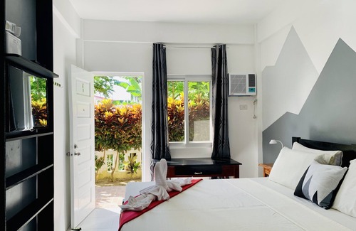 Basco Hotel | Dive Batanes Lodge and Restaurant