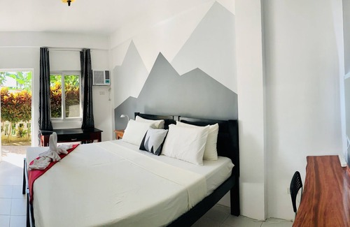 Basco Hotel | Dive Batanes Lodge and Restaurant
