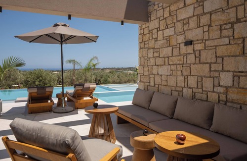 Adele Villa | Dive into Bliss: Summer Oasis of Elegance & Joy