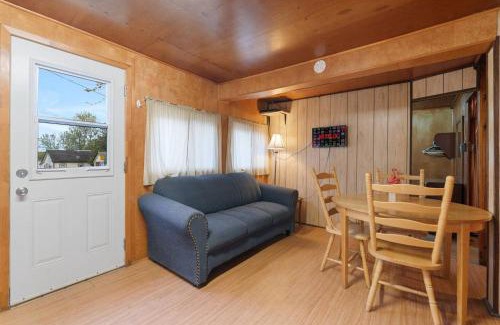 Otonabee-South Monaghan House | Dive into Nature