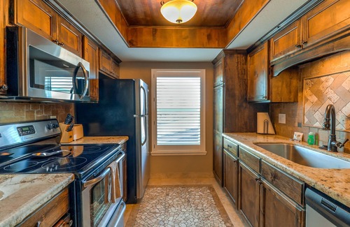 South Padre Island Condo | Dive into Savings: Book 7 Nights at Athena Ares and Unlock 10% Off!