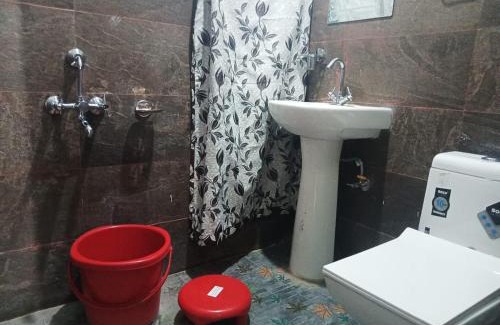 Brahmaur House | Divine Hills home stay