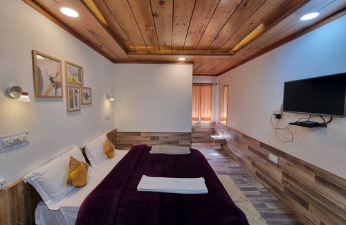Kempty Range Hotel | Divine Home stay