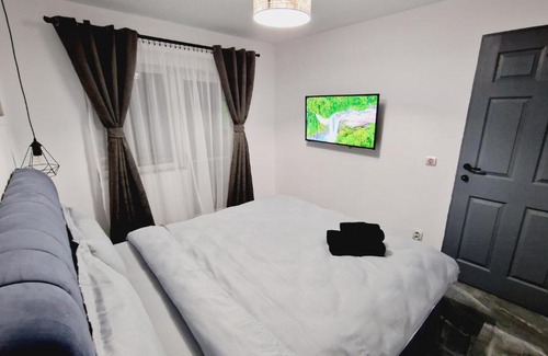 Lupeni Apartment | Divine House Straja