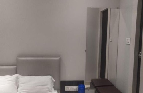 Paltan Bazaar Hotel | Divine View