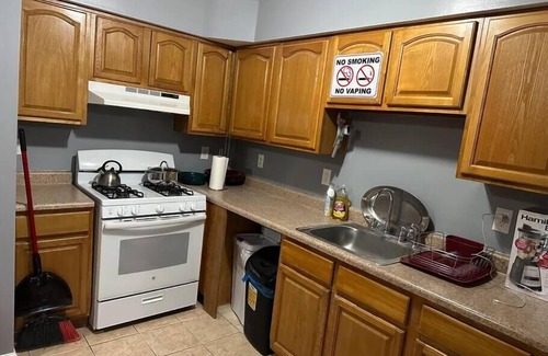 Newark House | Divine Villa and Resorts- 67 Sherman Ave
