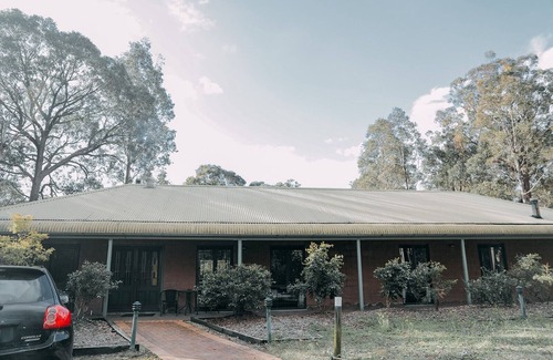 Quorrobolong Apartment | Divinity Apartment - Hunter Valley Retreat