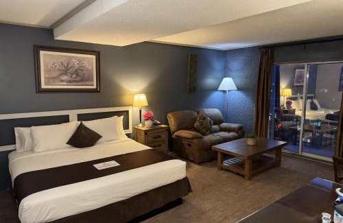 Vernon Hotel | Divya Sutra Plaza and Conference Centre, Vernon, BC