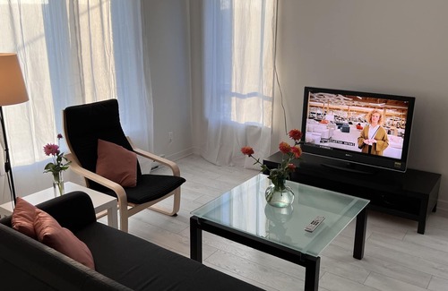Brossard Condo | Dix30 Brossard top/3rd floor 2-bedroom new condo