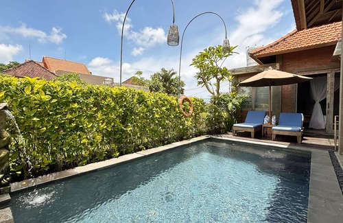 Kemenuh Villa | DLobong Private Villa Ubud
