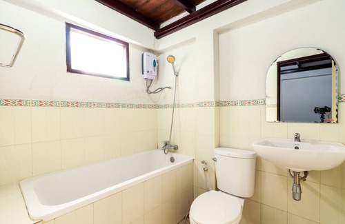 Lamphun Hotel | Dnk Baan Suan